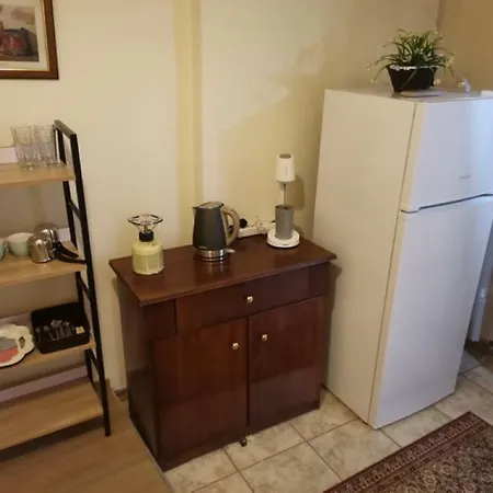 σπίτι στη γωνία Apartman *